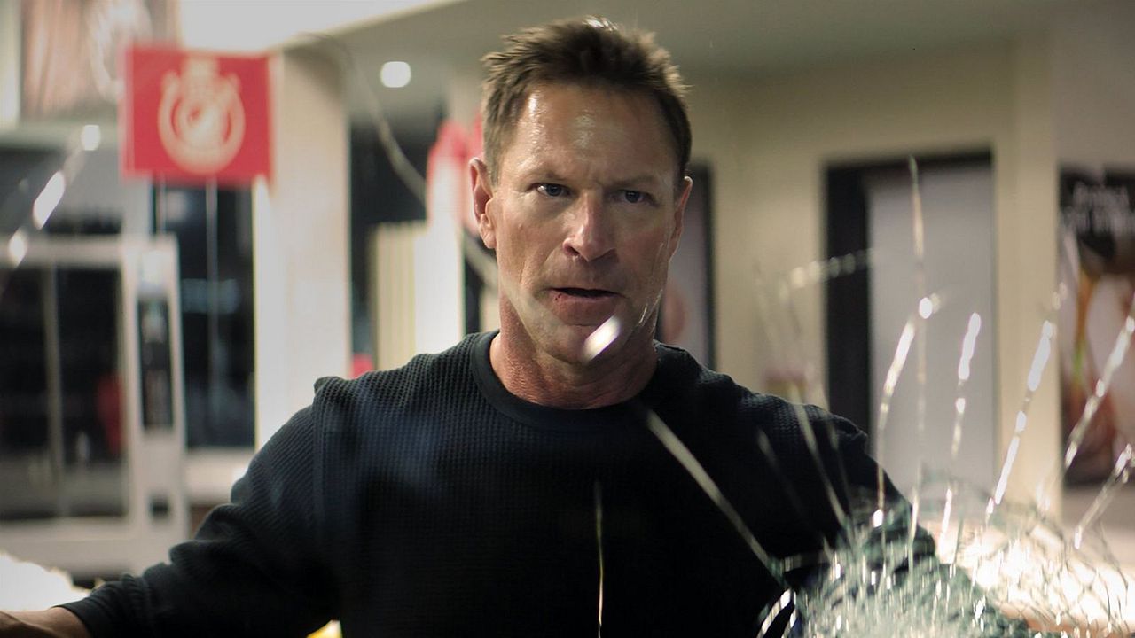 Photo Aaron Eckhart
