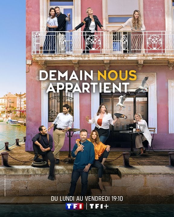 Demain nous appartient : Affiche