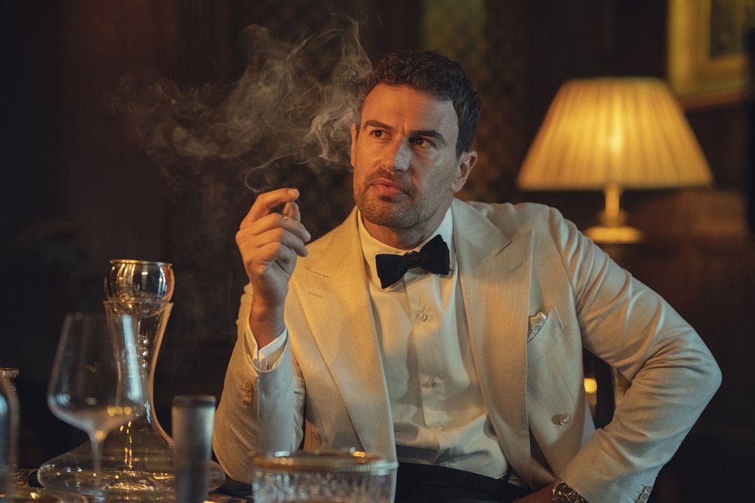 The Gentlemen : Affiche Theo James