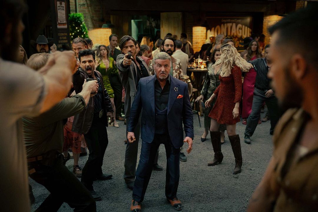 Photo Sylvester Stallone, Frank Grillo, Martin Starr, Garrett Hedlund