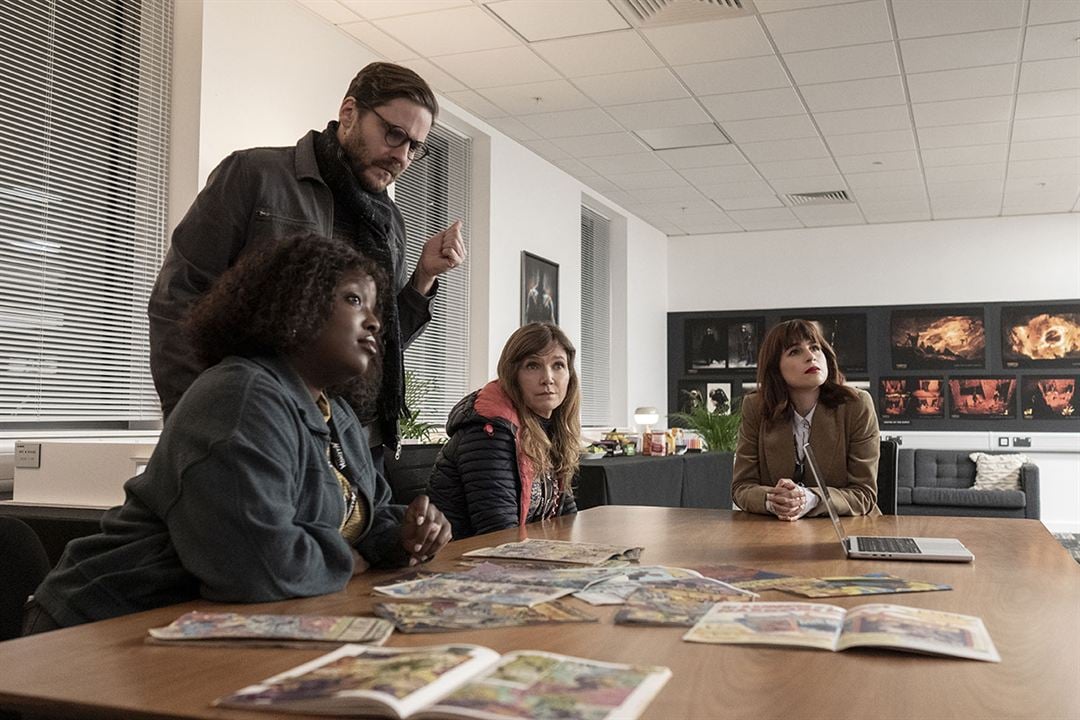 Photo Daniel Brühl, Jessica Hynes, Aya Cash, Lolly Adefope