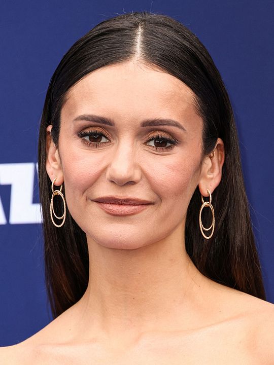 Affiche Nina Dobrev