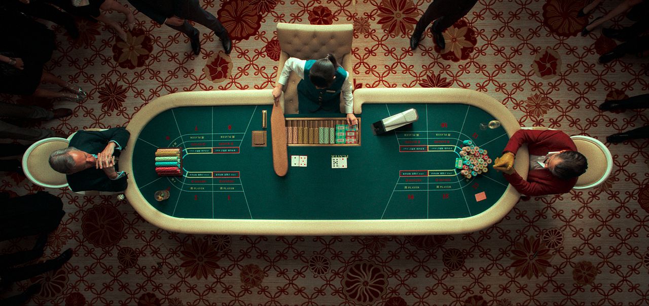 Ballad Of A Small Player : Photo Colin Farrell