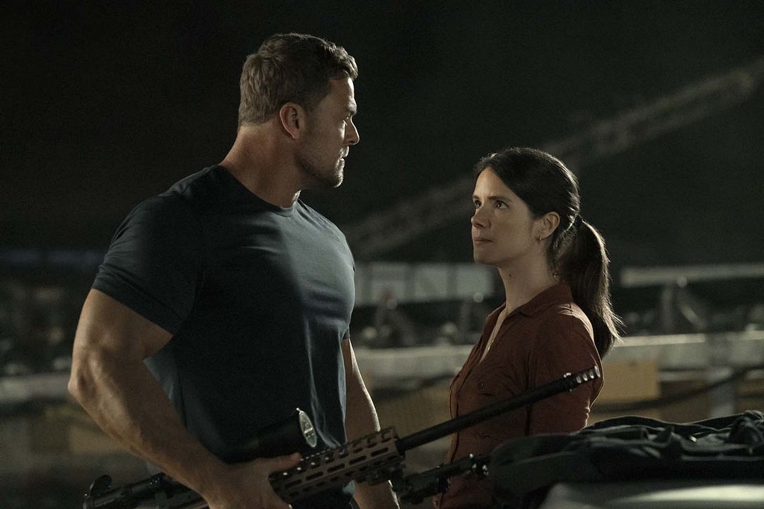 Photo Alan Ritchson, Sonya Cassidy