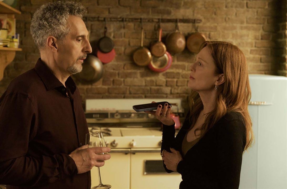 La Chambre d’à côté : Photo John Turturro, Julianne Moore