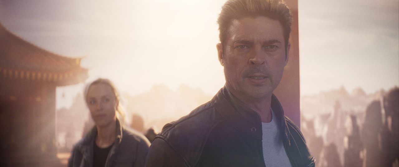 Mortal Kombat II : Photo Karl Urban, Jessica McNamee