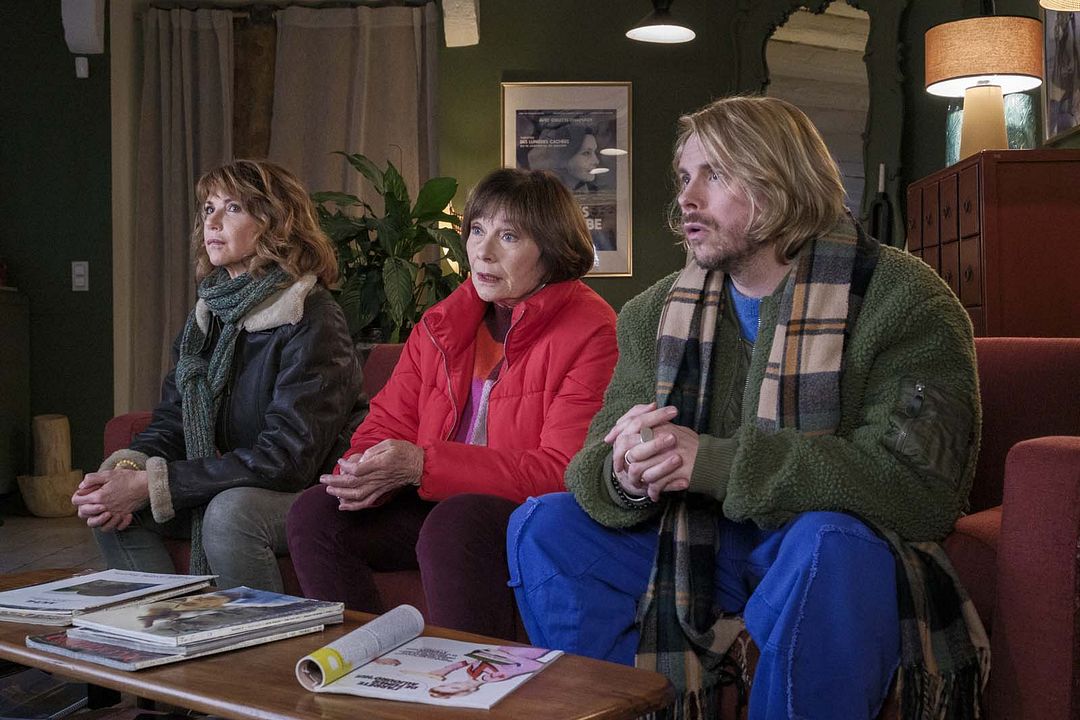 Enquête parallèle : Une bonne étoile : Photo Florence Pernel, Macha Méril, Jean-Baptiste Shelmerdine
