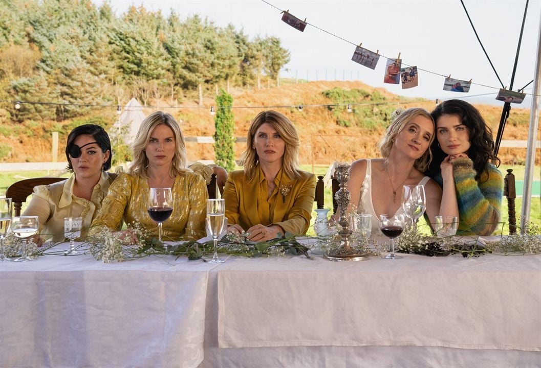 Photo Anne-Marie Duff, Sharon Horgan, Sarah Greene, Eve Hewson, Eva Birthistle