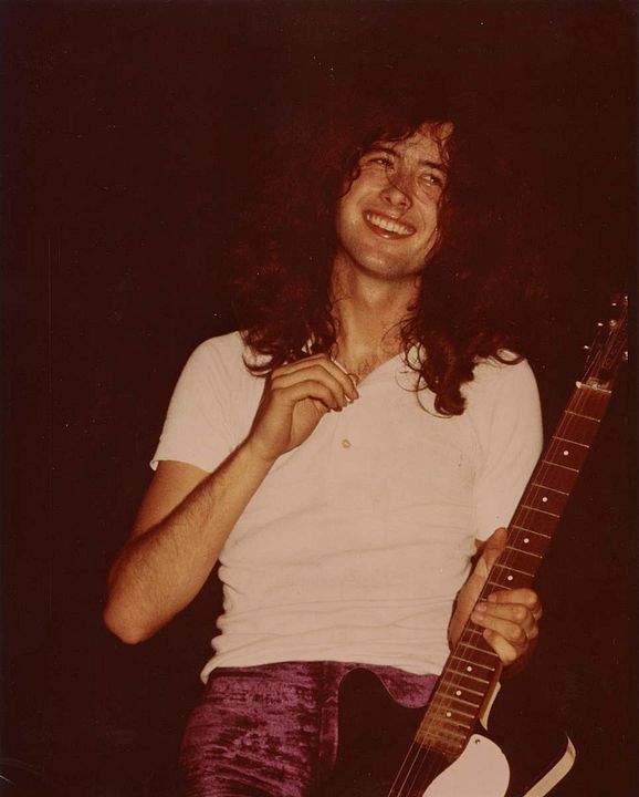 Becoming Led Zeppelin : Photo Jimmy Page
