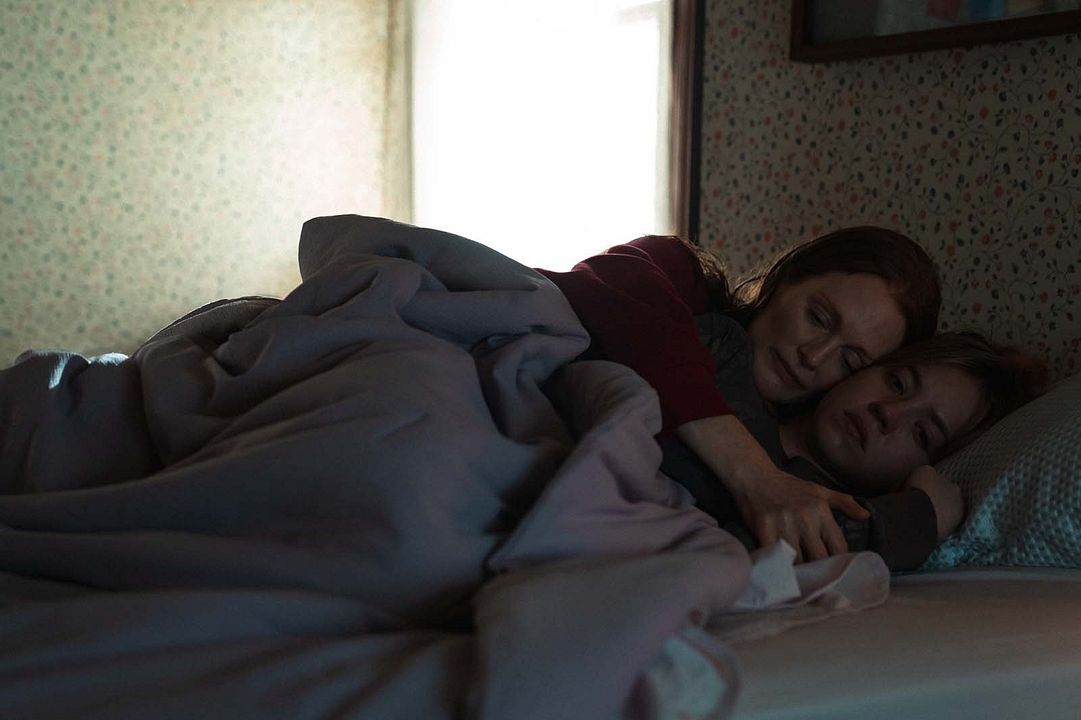 Echo Valley : Photo Julianne Moore, Sydney Sweeney