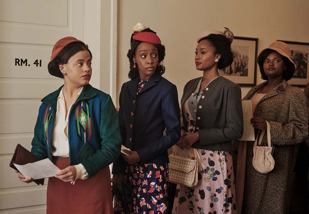 Messagères de guerre : Photo Pepi Sonuga, Shanice Shantay, Sarah Jeffery, Ebony Obsidian