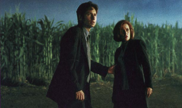 The X Files, le film : Photo David Duchovny, Gillian Anderson, Rob Bowman