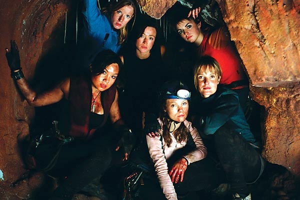 The Descent : Photo Saskia Mulder, Molly Kayll, Shauna Macdonald, Natalie Jackson Mendoza, Neil Marshall, Nora-Jane Noone, Alex Reid (II)