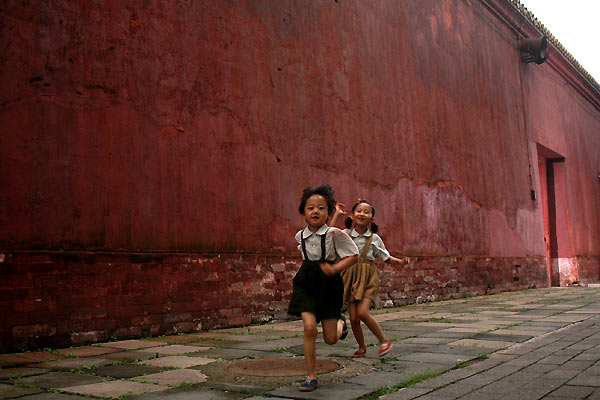 Les Petites fleurs rouges : Photo Zhang Yuan