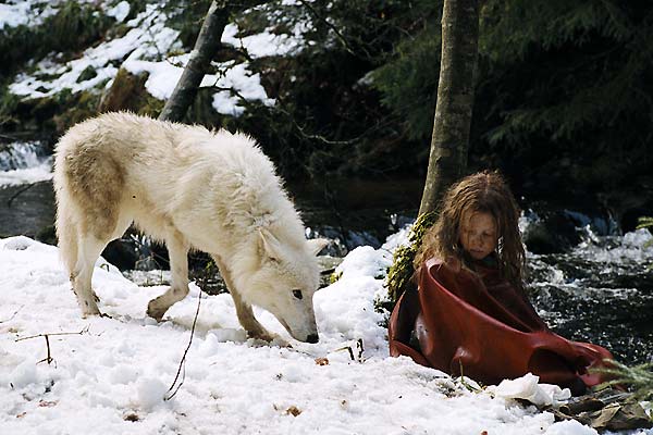 Survivre avec les loups : Photo Véra Belmont, Mathilde Goffart