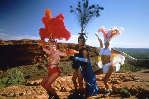 Priscilla, folle du désert : Photo Stephan Elliott, Hugo Weaving, Guy Pearce, Terence Stamp