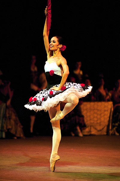 Ballerina: Bertrand Normand