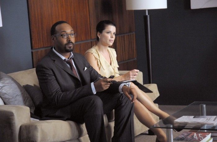 Photo Neve Campbell, Jesse L. Martin