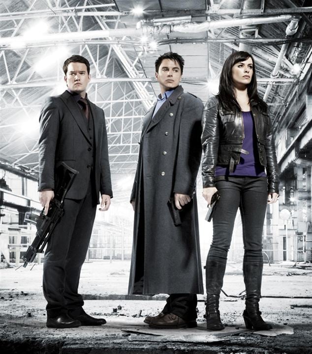 Photo Gareth David-Lloyd, John Barrowman, Eve Myles