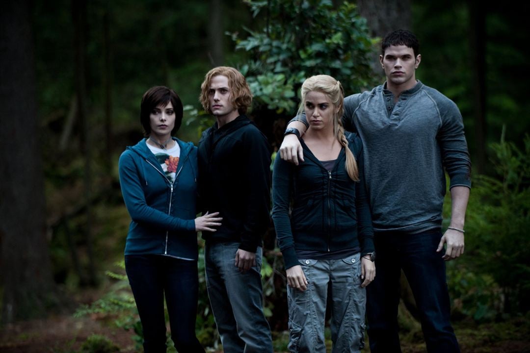 Twilight - Chapitre 3 : hésitation : Photo Nikki Reed, Kellan Lutz, David Slade, Jackson Rathbone, Ashley Greene Khoury