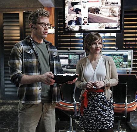 NCIS : Los Angeles : Photo Barrett Foa, Renee Felice Smith