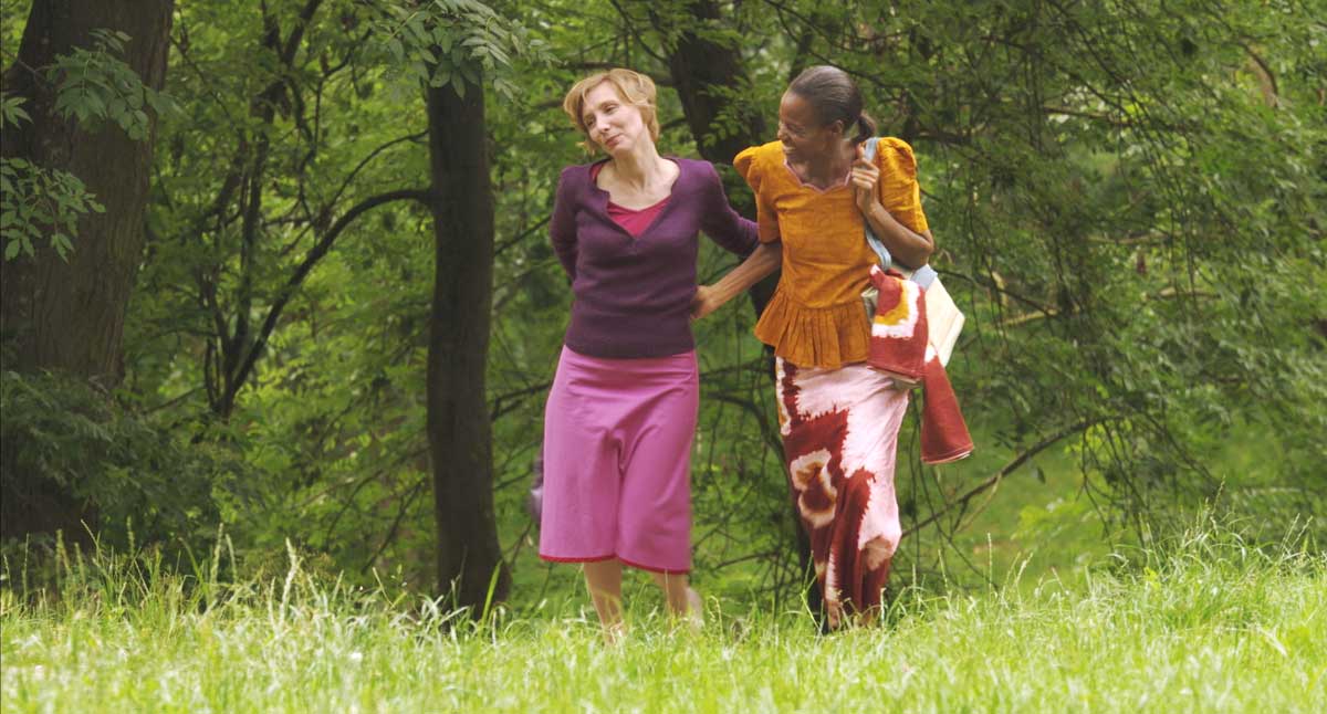 Notre Étrangère : Photo Nathalie Richard, Assita Ouedraogo, Sarah Bouyain