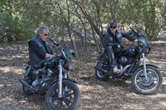 Sons of Anarchy : Photo Charlie Hunnam, Ron Perlman