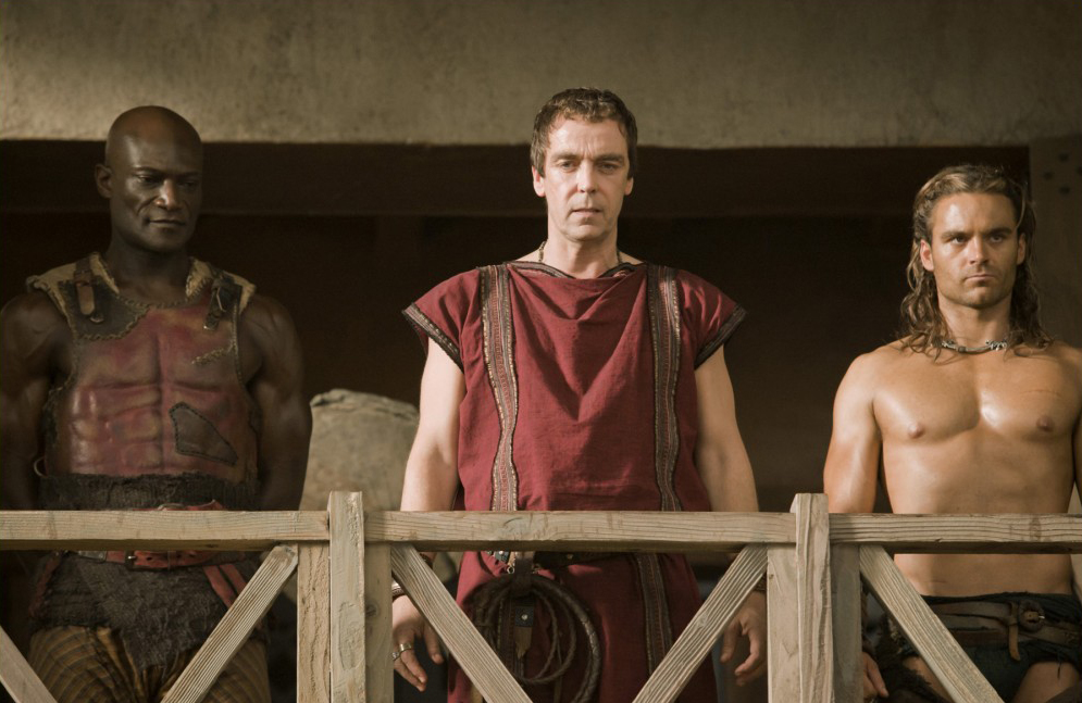 Spartacus : Les dieux de l'arène : Photo Peter Mensah, John Hannah, Dustin Clare