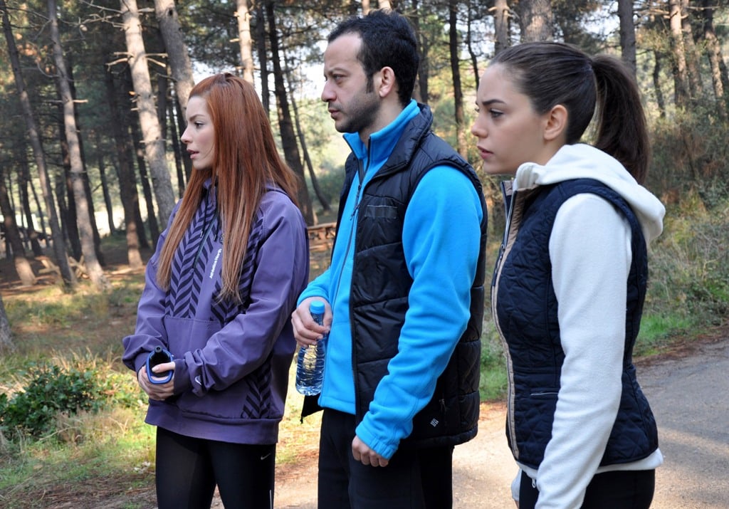 Photo Öykü Karayel, Rıza Kocaoğlu, Merve Boluğur