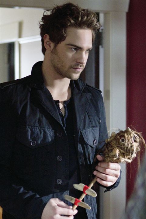 The Secret Circle : Photo Grey Damon