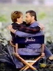 Julie : Affiche