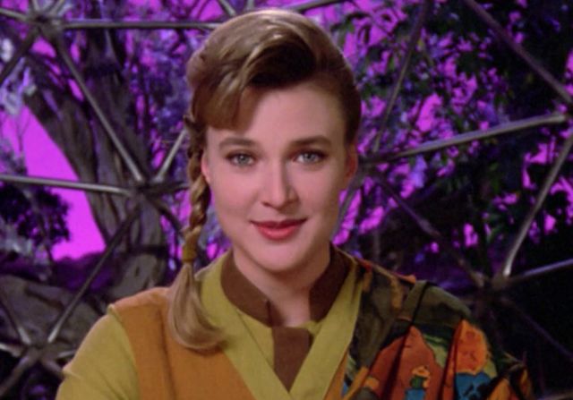 Brenda Strong