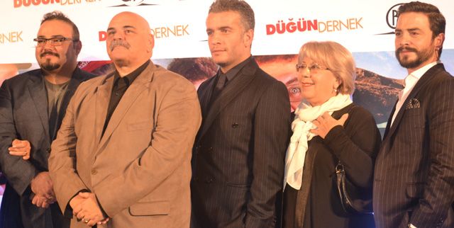 Dügün Dernek : Photo