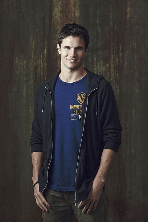 Photo Robbie Amell