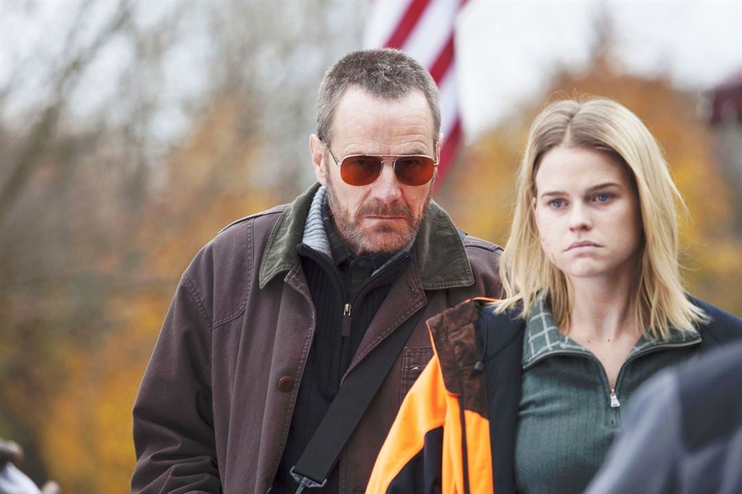 Quand tombe la nuit : Photo Bryan Cranston, Alice Eve