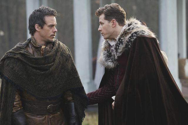 Once Upon a Time : Photo Michael Raymond-James, Josh Dallas