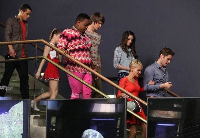 Glee : Photo Jacob Artist, Becca Tobin, Melissa Benoist, Blake Jenner, Kristin Chenoweth, Matthew Morrison, Alex Newell