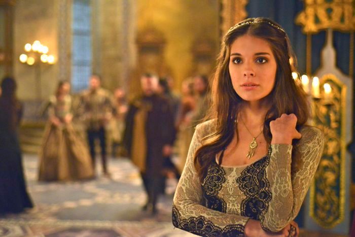 Reign : le destin d'une reine : Photo Caitlin Stasey