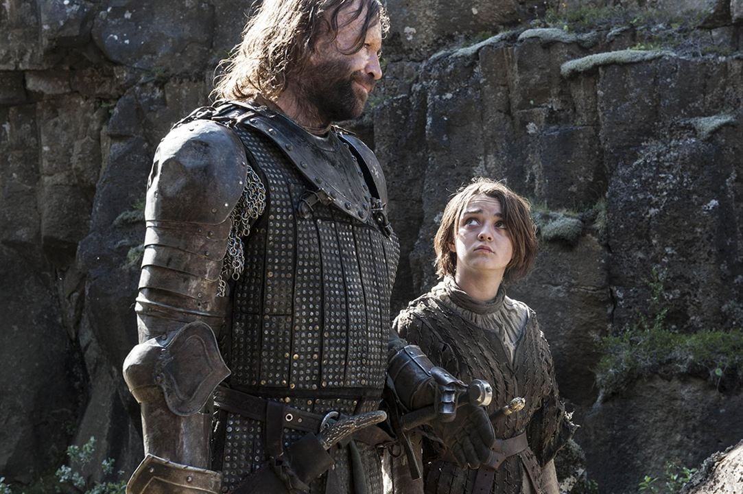 Photo de Maisie Williams Photo Maisie Williams, Rory McCann AlloCiné