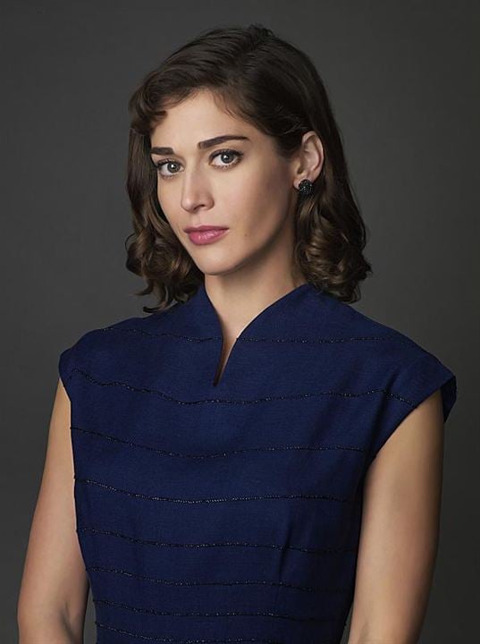 Photo Lizzy Caplan