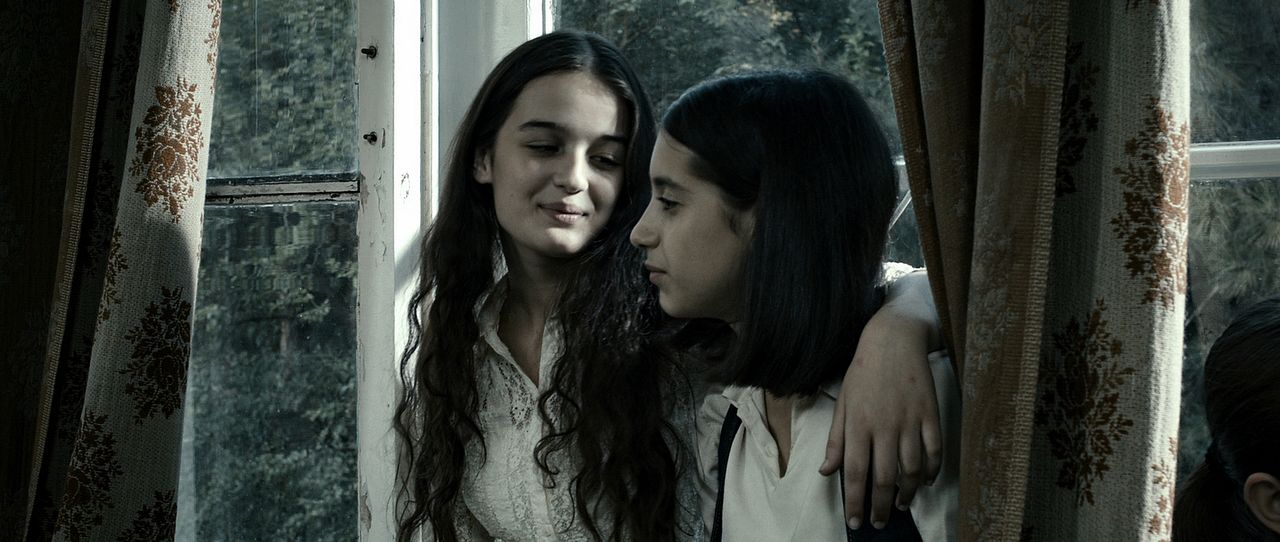 Eka et Natia, Chronique d'une jeunesse georgienne : Photo Lika Babluani, Mariam Bokeria