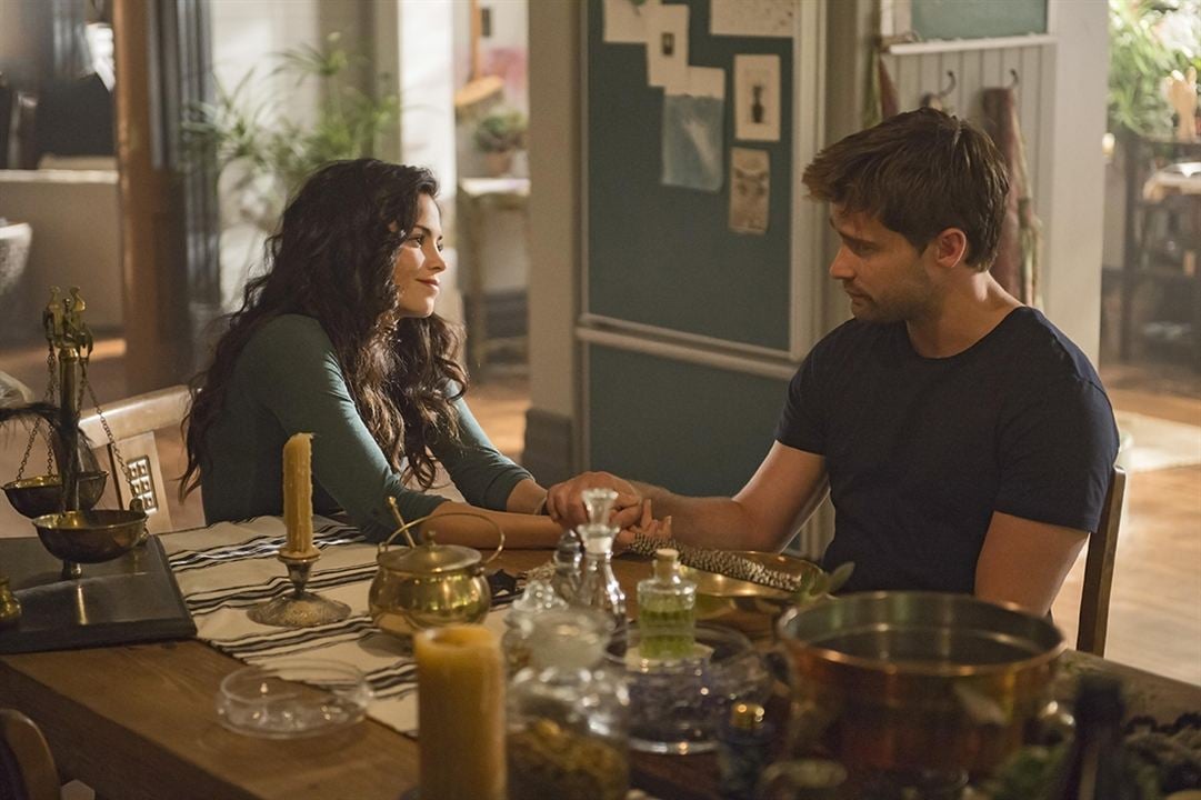 Witches of East End : Photo Jenna Dewan, Christian Cooke