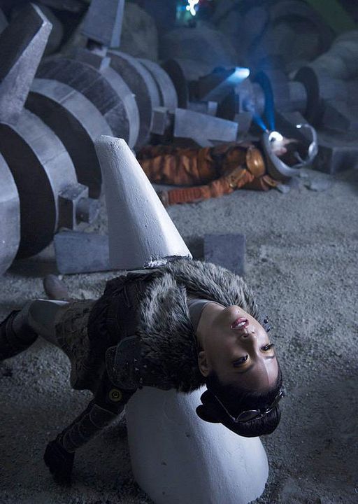 High Moon : Photo Constance Wu