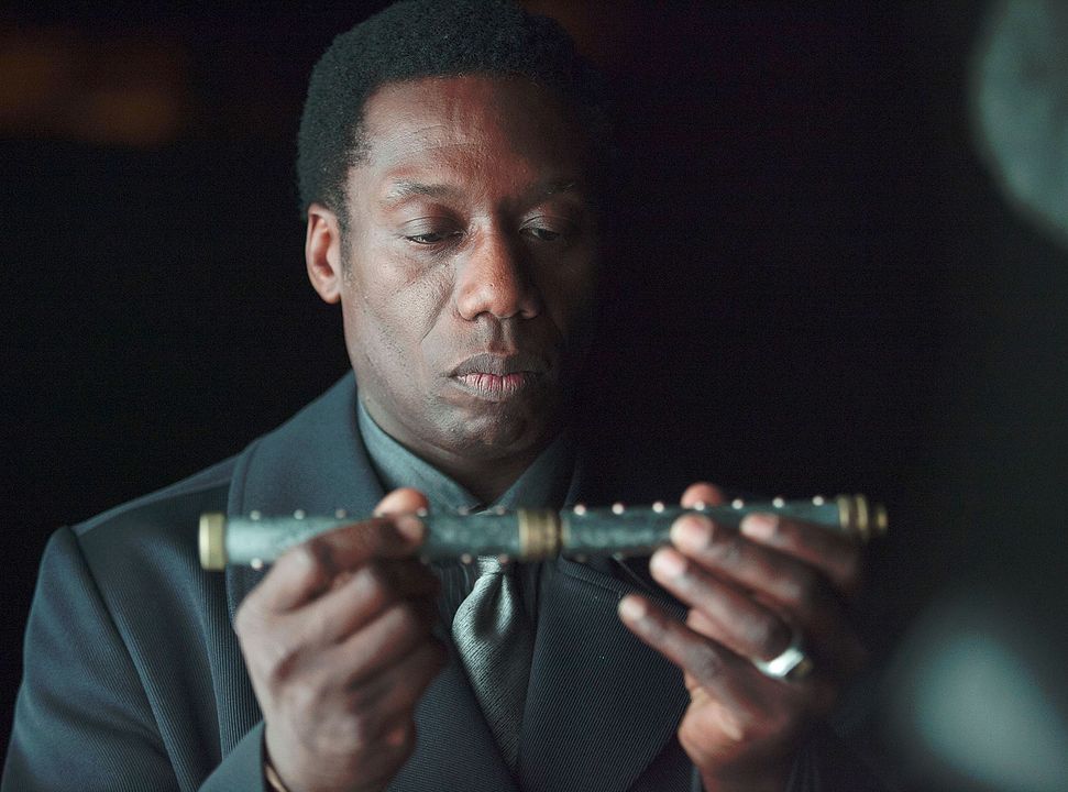 Gotham (2014) : Photo Hakeem Kae-Kazim