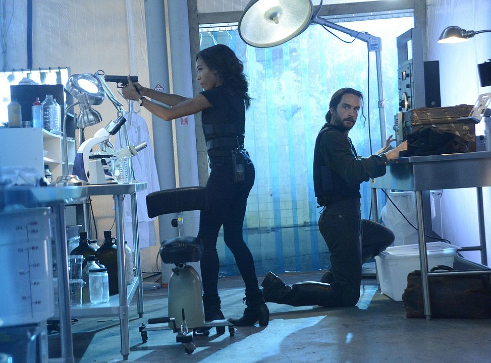 Sleepy Hollow : Photo Nicole Beharie, Tom Mison