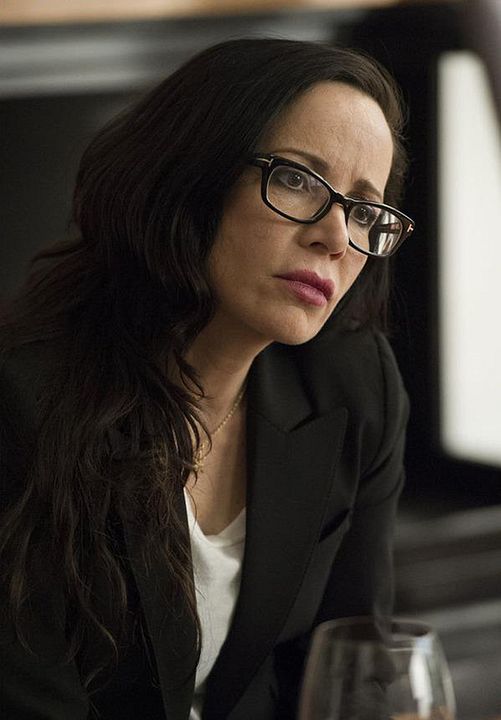 Girlfriends’ Guide to Divorce : Photo Janeane Garofalo