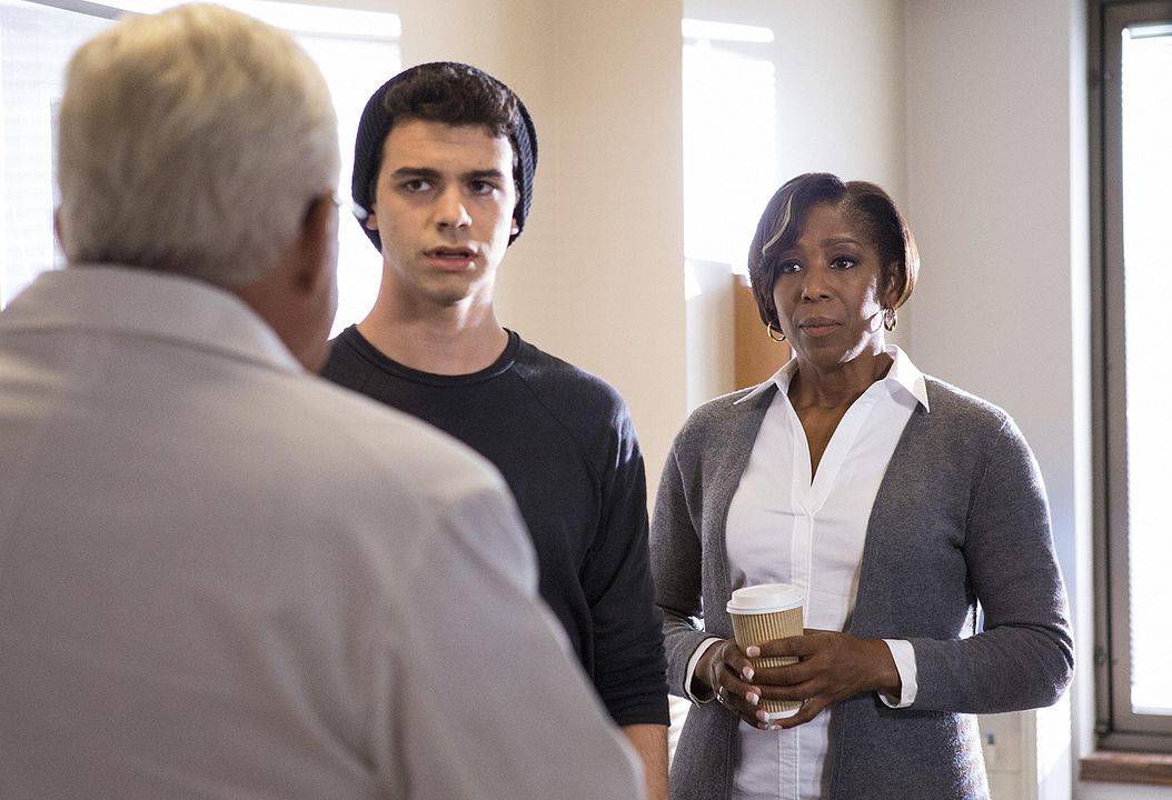 Major Crimes : Photo Joey Pollari, Dawnn Lewis