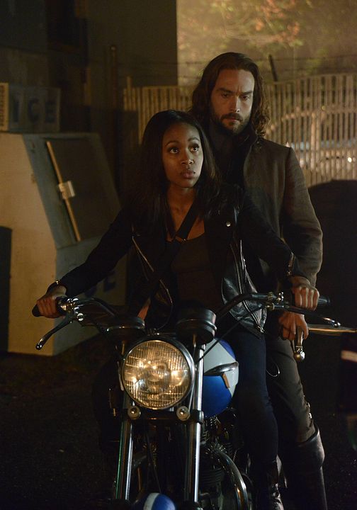 Sleepy Hollow : Photo Nicole Beharie, Tom Mison