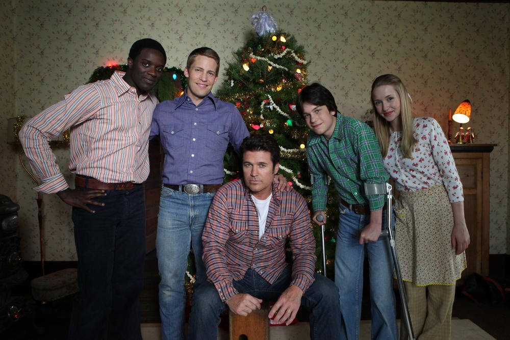 Un Noël plein d'espoir : Photo Billy Ray Cyrus, Emily Tennant, Liam James, Jacob Blair, Matt Ward (II)