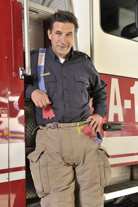 Le bal des pompiers (TV) : Photo William Baldwin